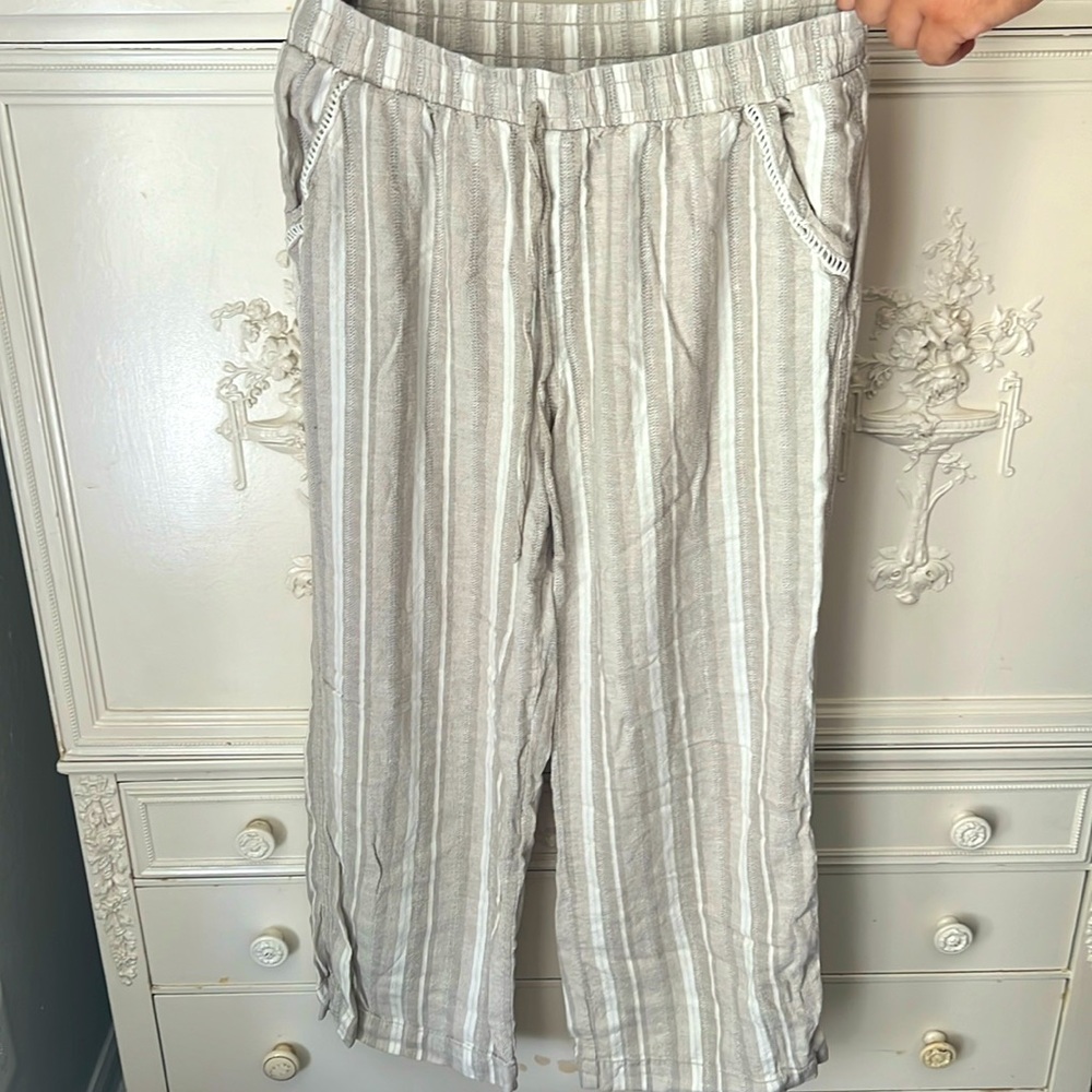 Wide Leg Neutral Stripped Pants